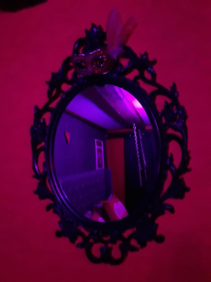 Love Room Le Rouge Et Noir バール エクステリア 写真